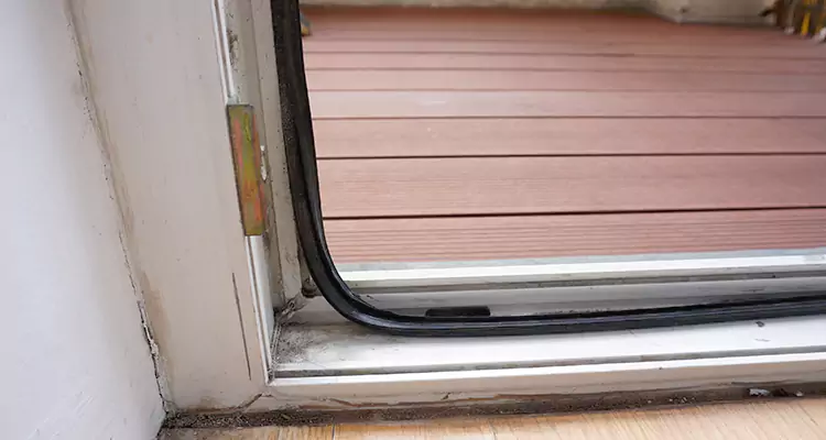 Why Choose Us for Leaking Sliding Glass Door Repair in Boynton Beach, FL?