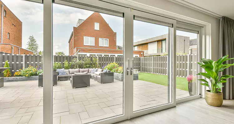 Best Sliding Screen Door Replacement Company in Boynton Beach, FL