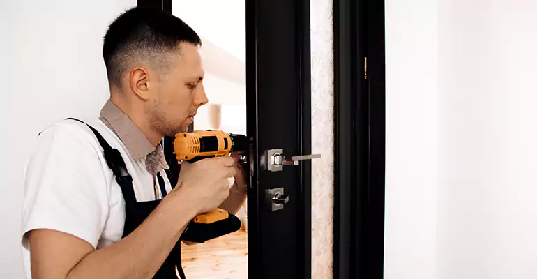 Aluminum Storefront Doors Repair in Boynton Beach, FL