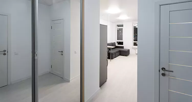 Modern Mirrored Closet Doors Repair in Boynton Beach, FL