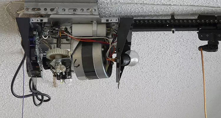 Garage Door Motor Replacement in Boynton Beach, FL