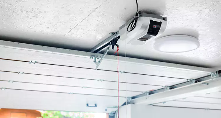LiftMaster Garage Door Repair in Boynton Beach, FL